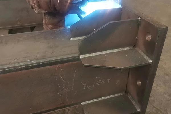 呼和浩特钢结构工程施工注意事项探讨