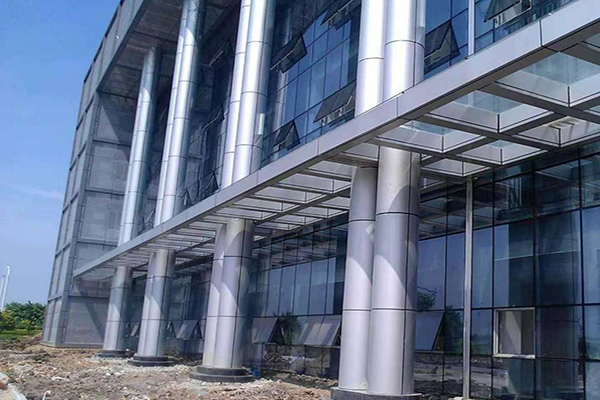 呼和浩特钢结构工程施工中常用的量测工具有哪些？量测工具的作用知道吗？